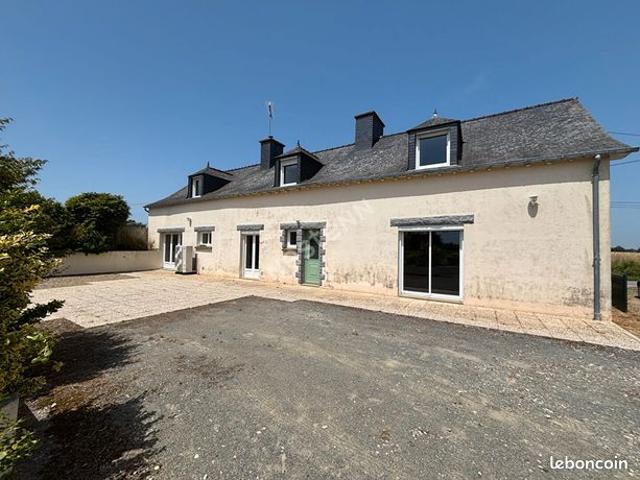 Longère 6 pièces 141 m²