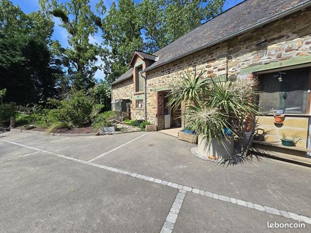 Longère 6 pièces 144 m²