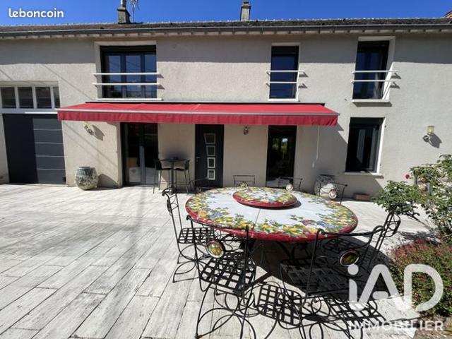 Longère 6 pièces 145 m²