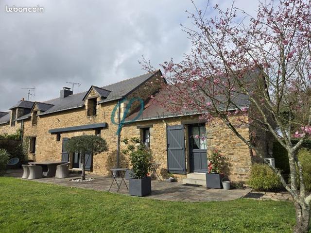 Longère 6 pièces 150 m²