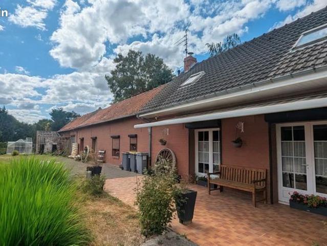Longère 6 pièces 155 m²