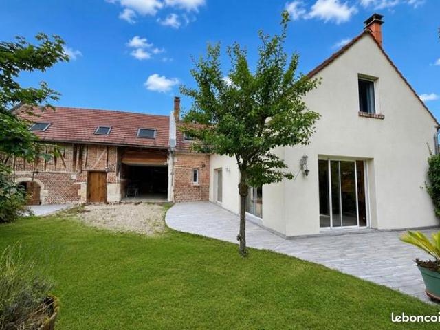 Longère 6 pièces 163 m²