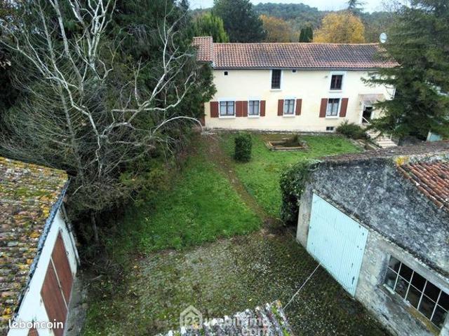Longère 6 pièces 160 m²