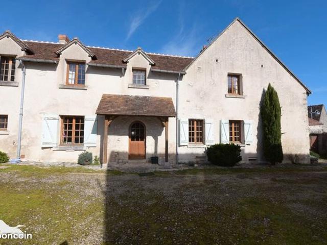 Longère 6 pièces 165 m²