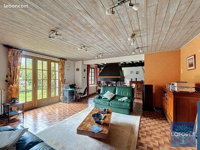 Longère 6 pièces 166 m²