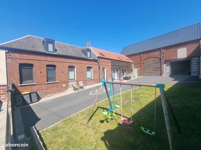 Longère 6 pièces 169 m²