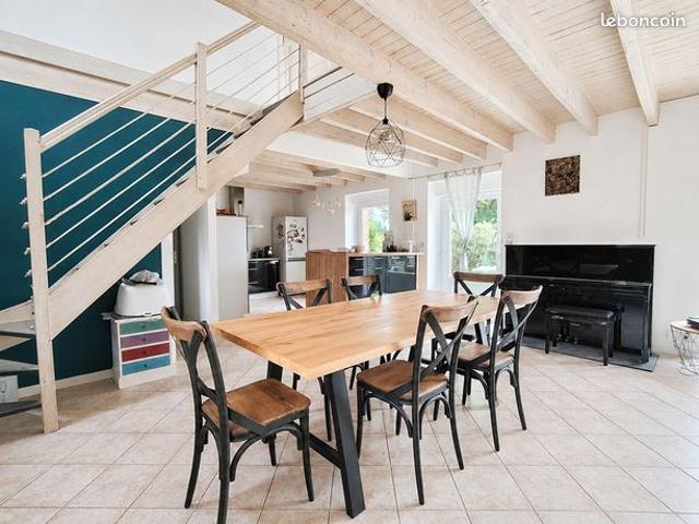Longère 6 pièces 175 m²