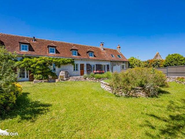 Longère 6 pièces 175 m²