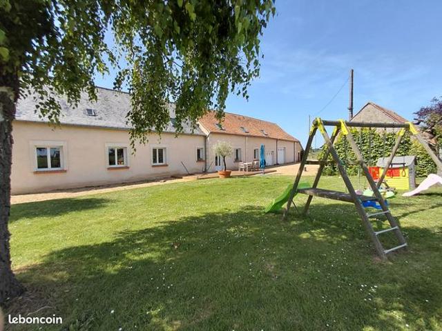 Longère 6 pièces 179 m²