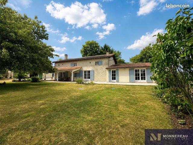 Longère 6 pièces 183 m²