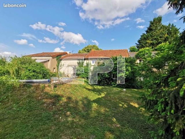 Longère 6 pièces 192 m²