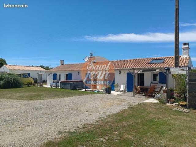 Longère 6 pièces 194 m²