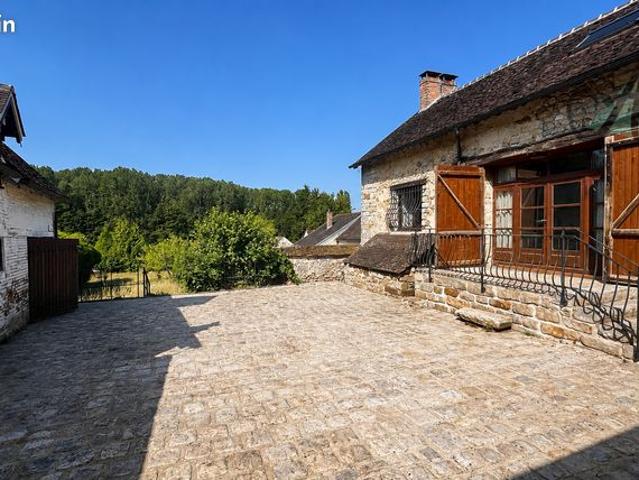 Longère 6 pièces 195 m²