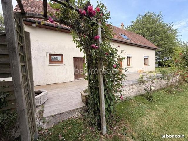 Longère 6 pièces 120 m²
