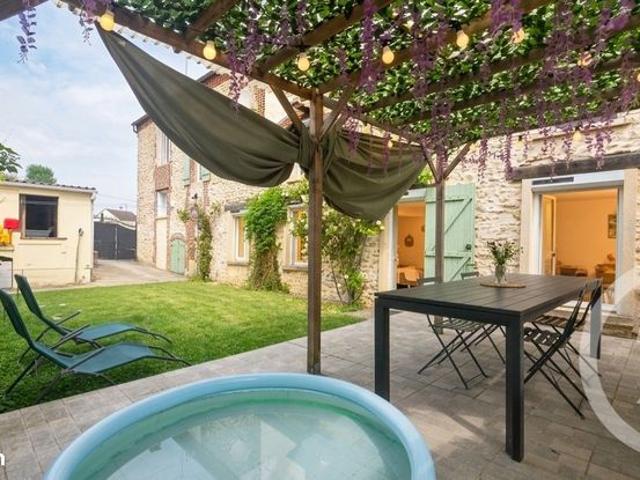 Longère 6 pièces 125 m²