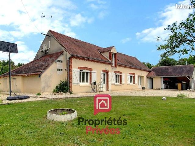 Longère 6 pièces 130 m²