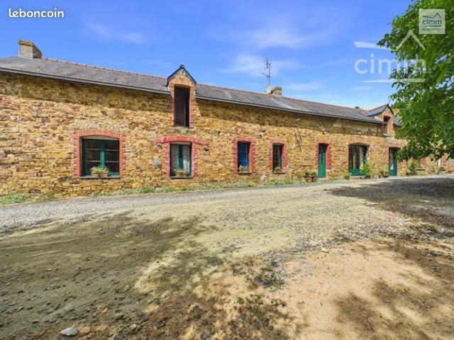 Longère 6 pièces 131 m²