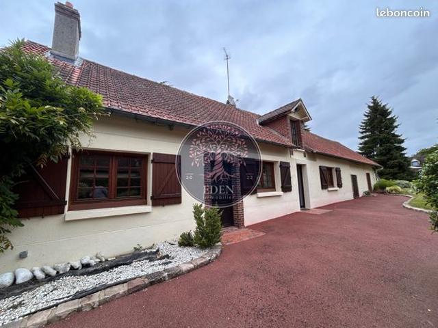 Longère 6 pièces 136 m²