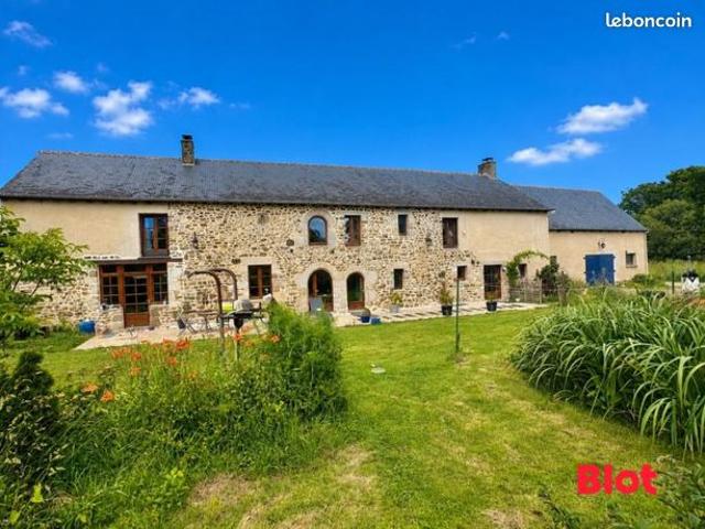 Longère 6 pièces 250 m²