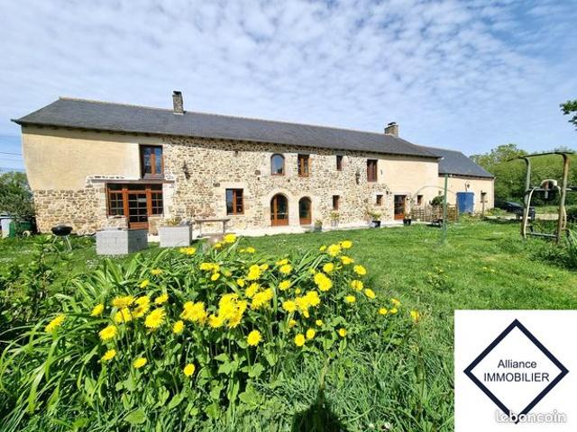 Longère 6 pièces 250 m²