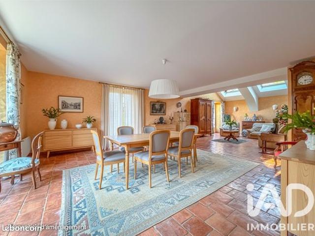 Longère 6 pièces 211 m²