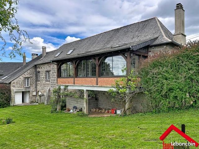 Longère 6 pièces 217 m²