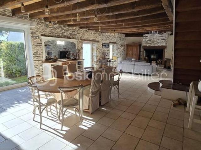 Longère 6 pièces 215 m²