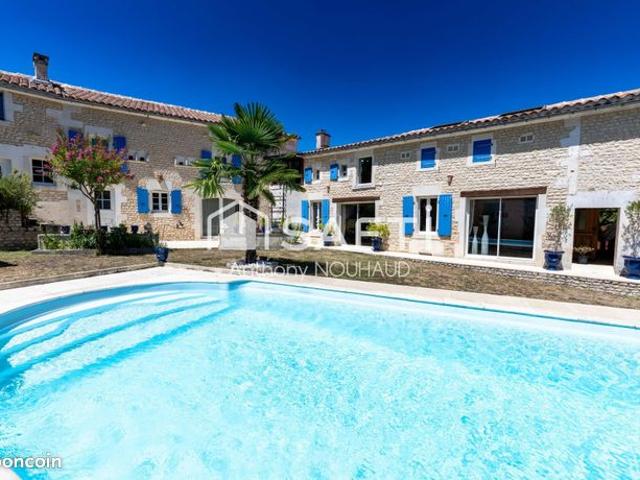Longère 6 pièces 228 m²