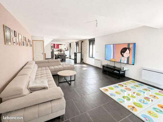 Longère 6 pièces 92 m²