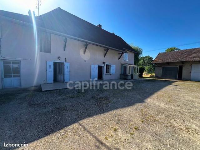 Longère 7 pièces 150 m²