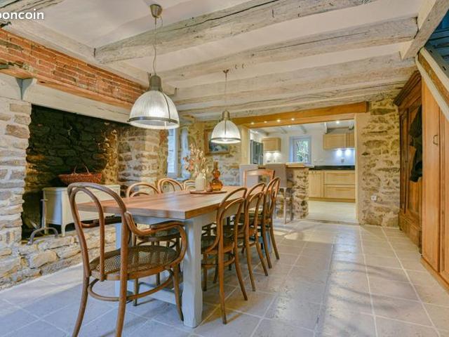 Longère 7 pièces 163 m²