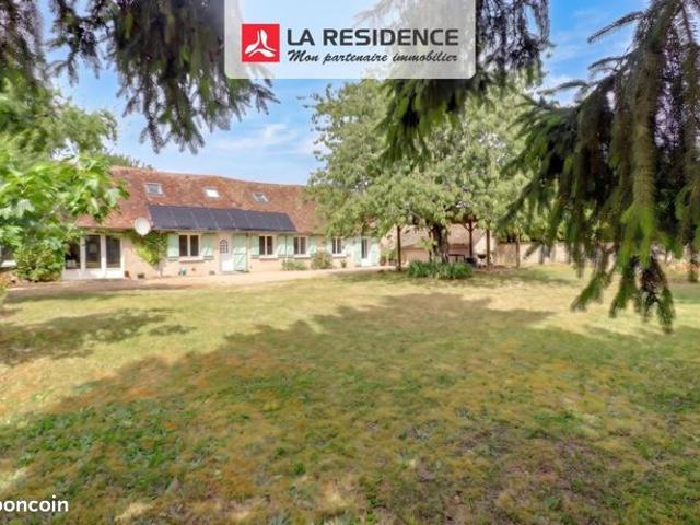 Longère 7 pièces 170 m²