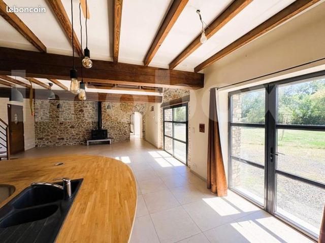 Longère 7 pièces 186 m²