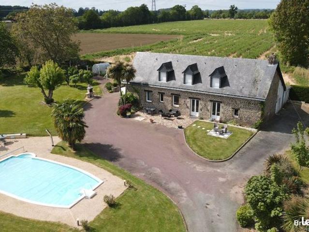 Longère 7 pièces 193 m²