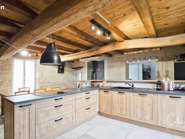 Longère 7 pièces 193 m²