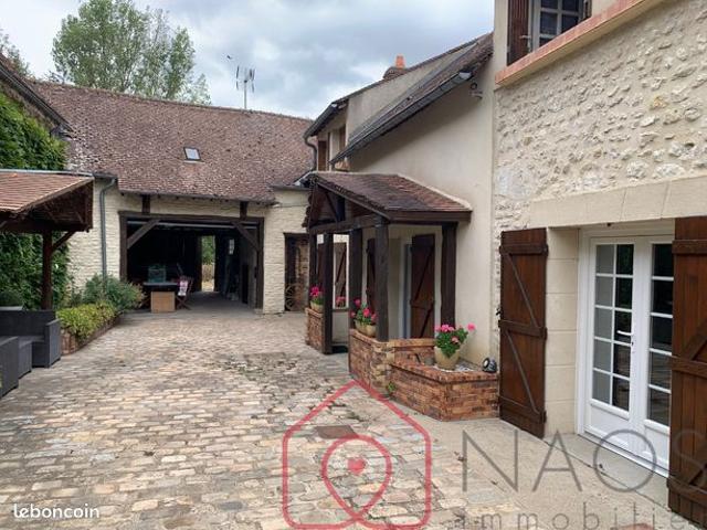 Longère 7 pièces 190 m²