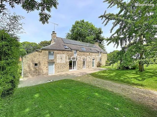 Longère 7 pièces 135 m²