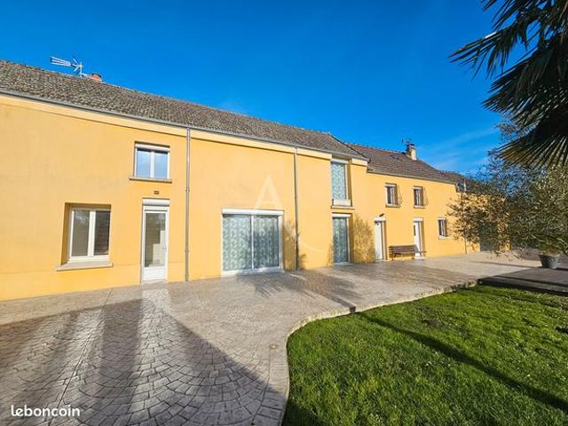 Longère 7 pièces 211 m²
