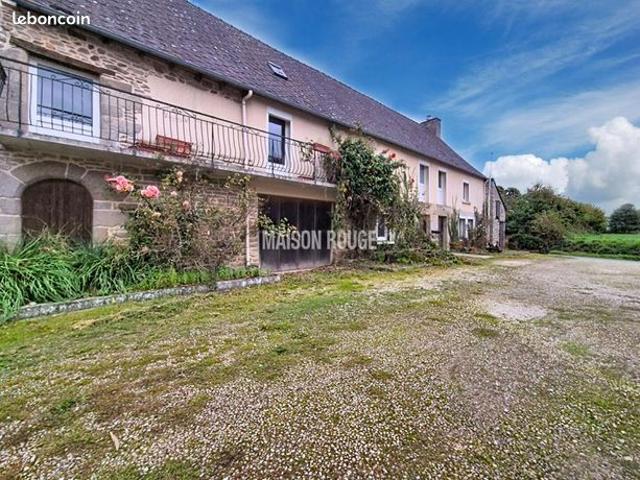 Longère 8 pièces 144 m²