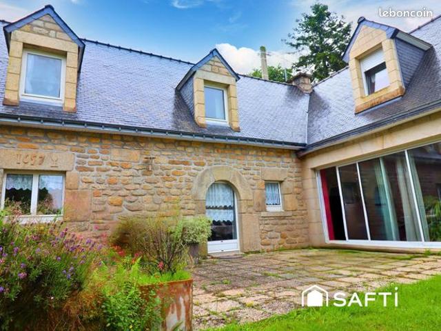 Longère 8 pièces 160 m²