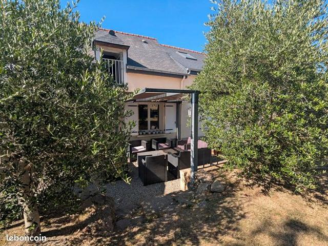 Longère 8 pièces 180 m²
