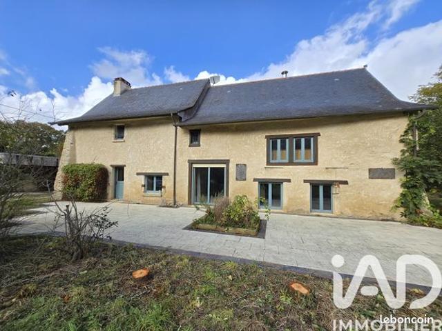 Longère 8 pièces 180 m²