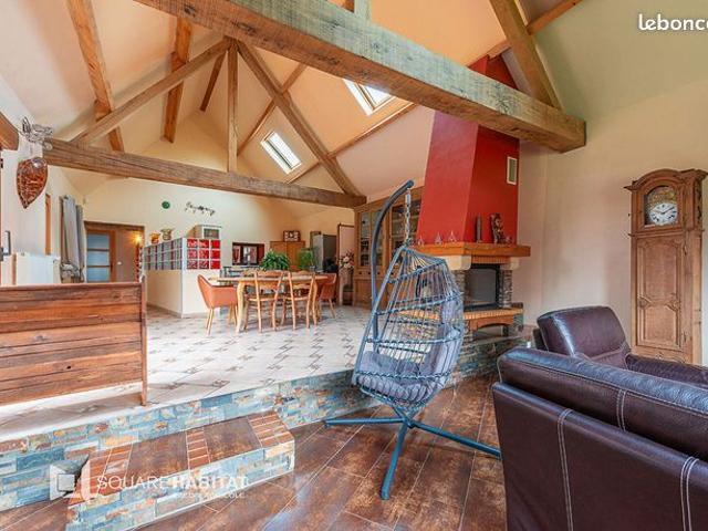 Longère 8 pièces 181 m²