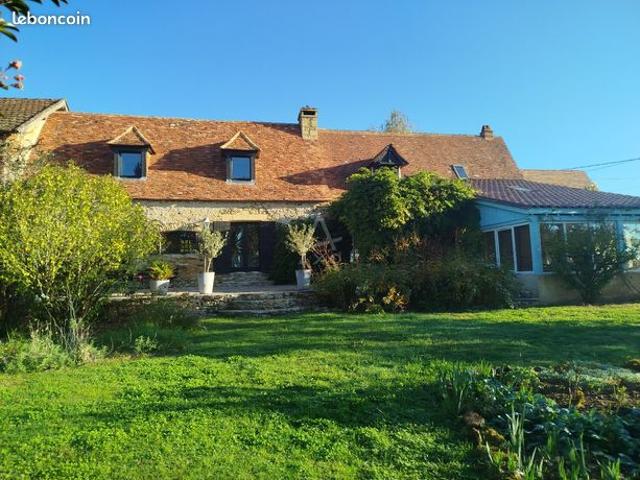 Longère 8 pièces 250 m²
