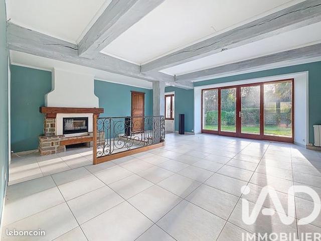 Longère 8 pièces 250 m²