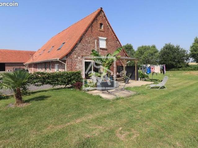 Longère 8 pièces 255 m²