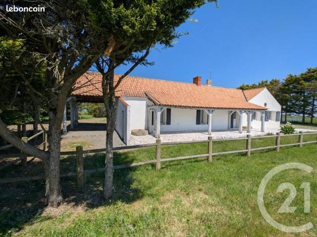 Longère 8 pièces 200 m²