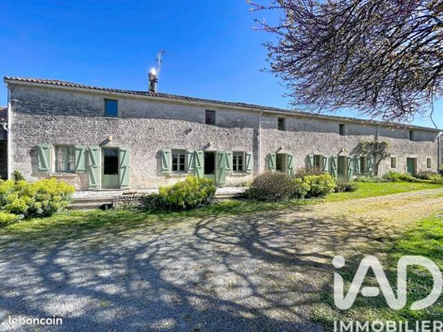 Longère 8 pièces 230 m²