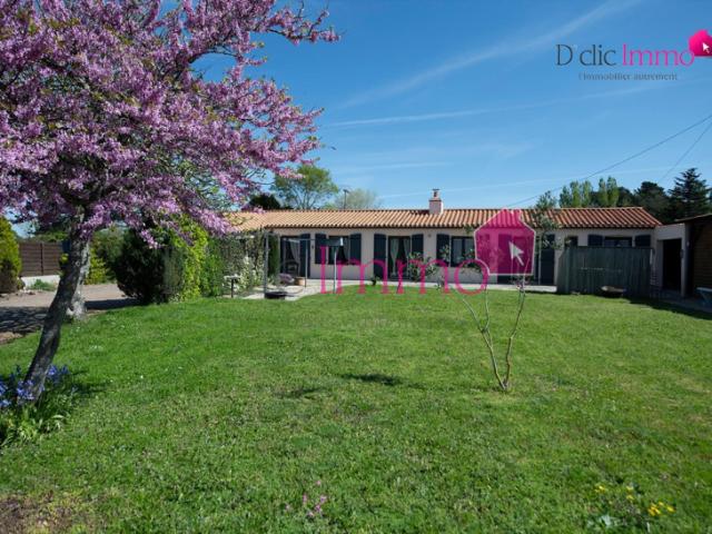 Longère 99m2 + studio 30m2 à Soullans