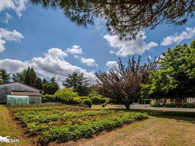 Longère 9 pièces 245 m²